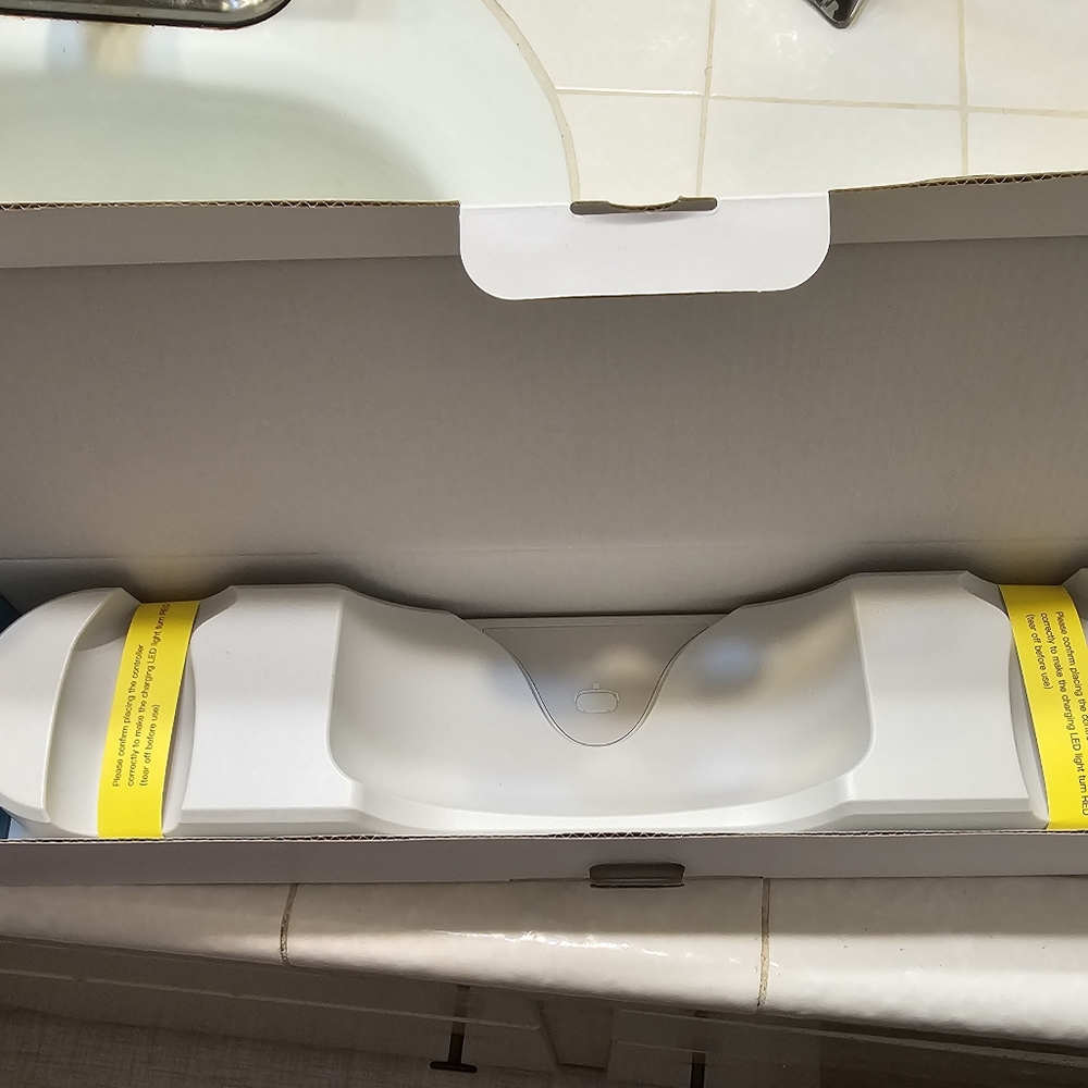 Charging Dock for Oculus Quest 2 Brand New.